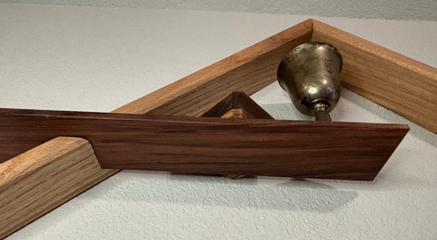 A shelf that’s more than storage — it’s functional art.