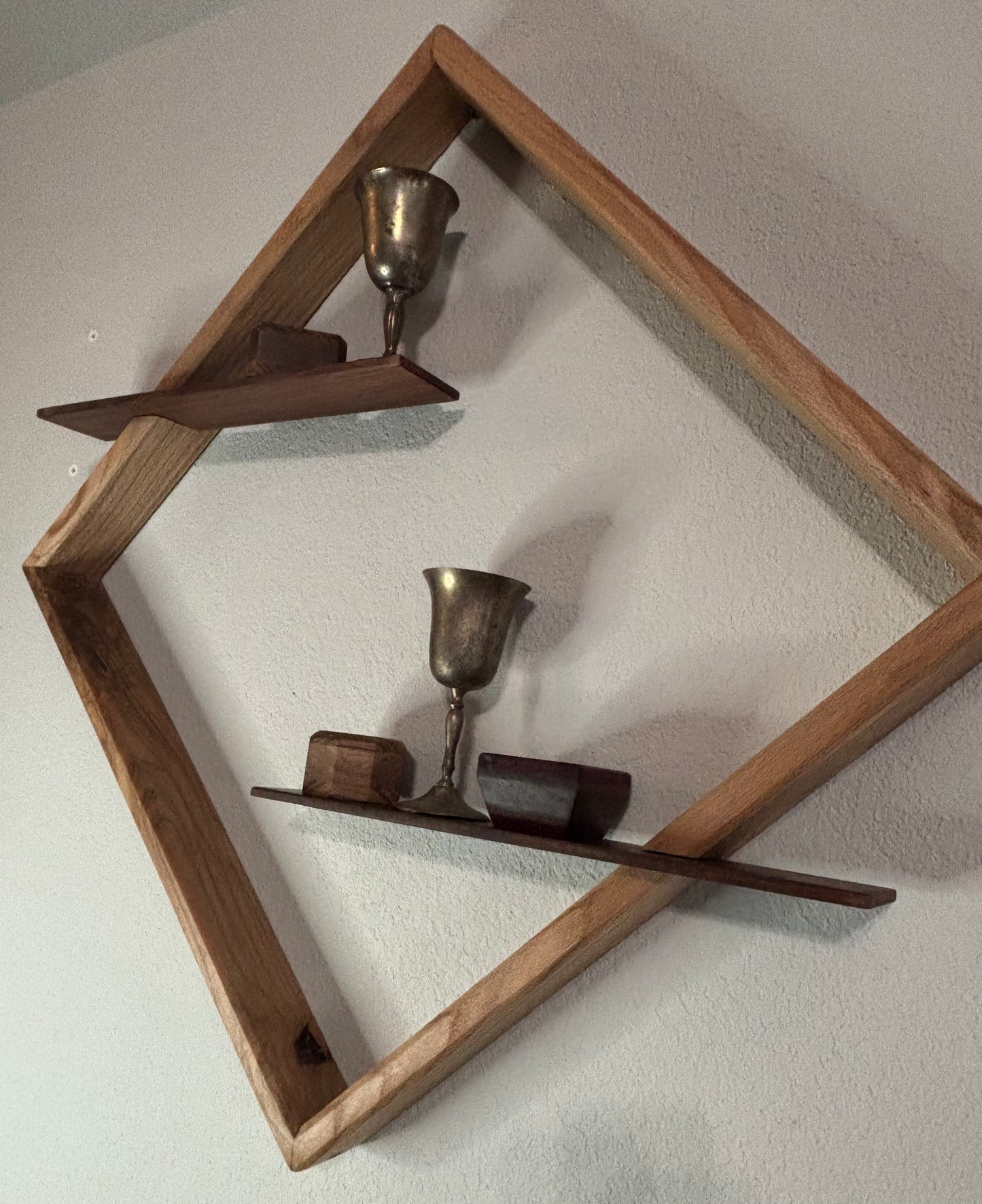 A shelf that’s more than storage — it’s functional art.