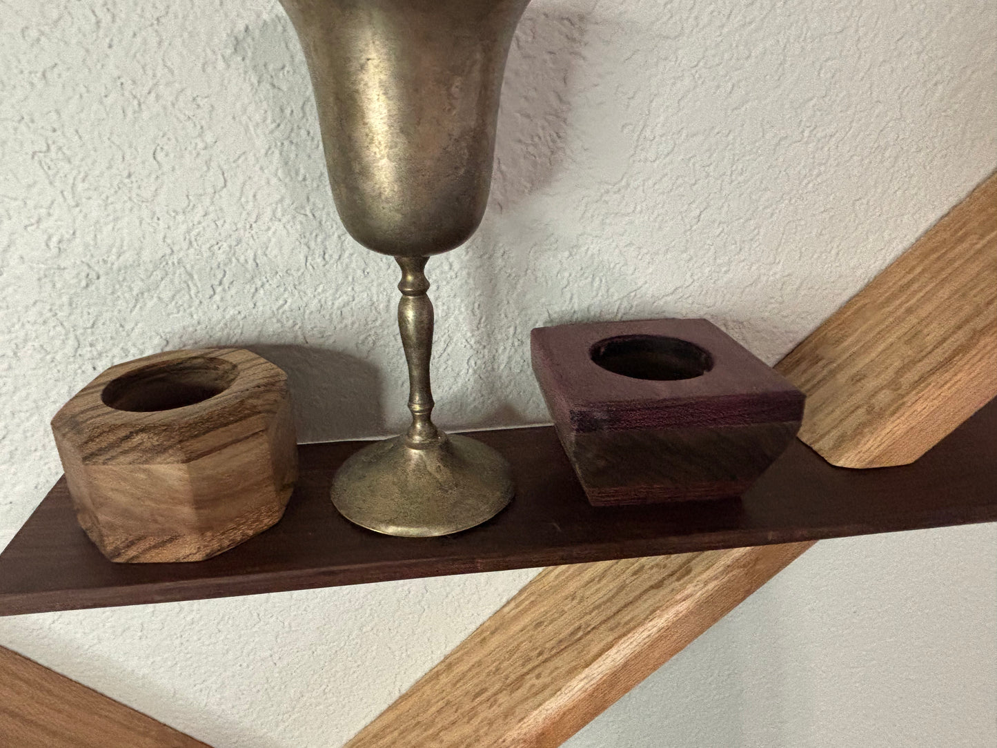 A shelf that’s more than storage — it’s functional art.